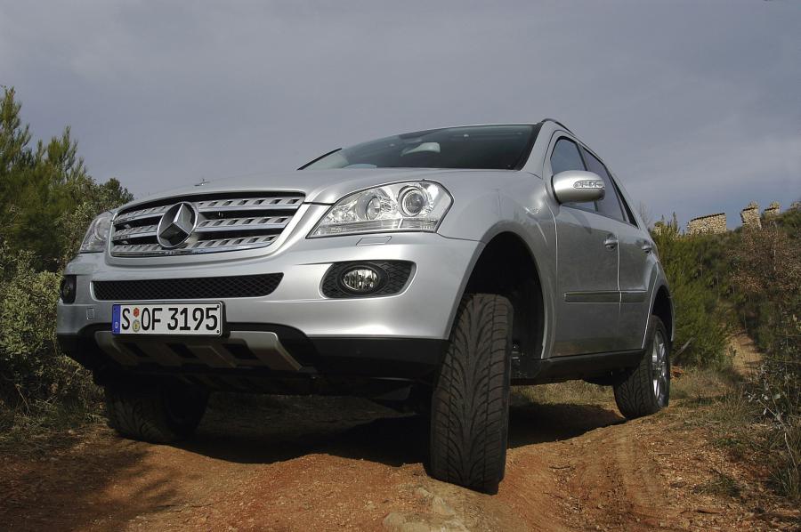  Mercedes-Benz ML-Class 2006 года  (фото 163 из 400)